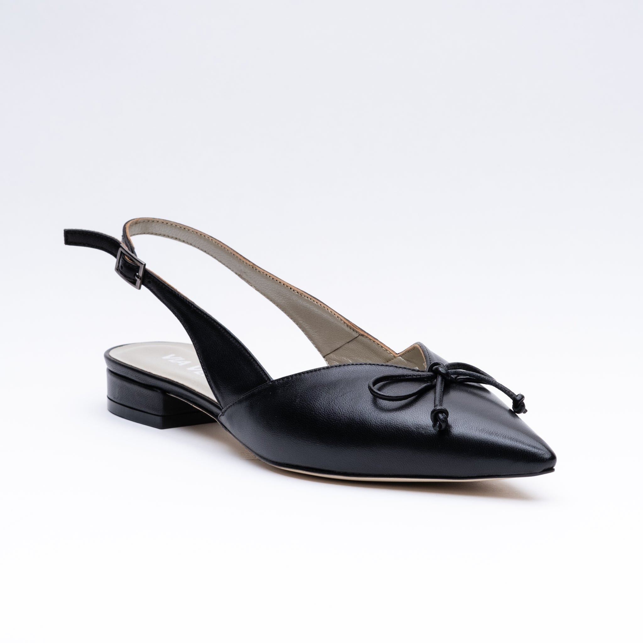 TWINKLE - Black Sheep