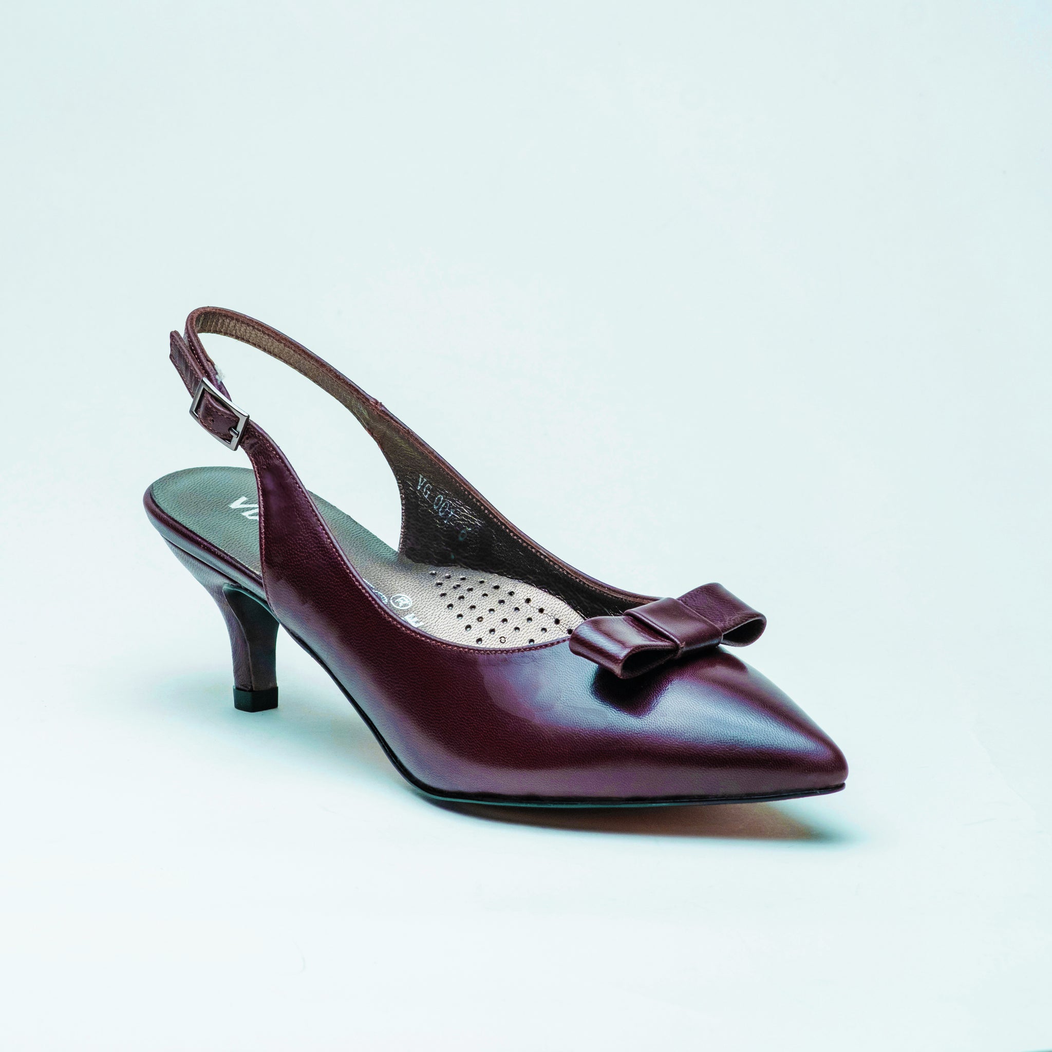 BRITNEY - Mahogany Kid